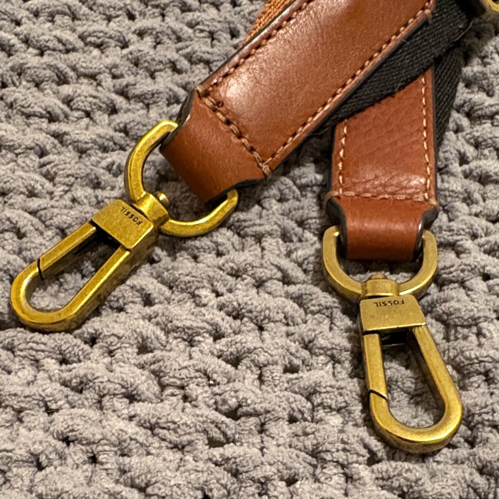 Fossil Guitar Style Strap